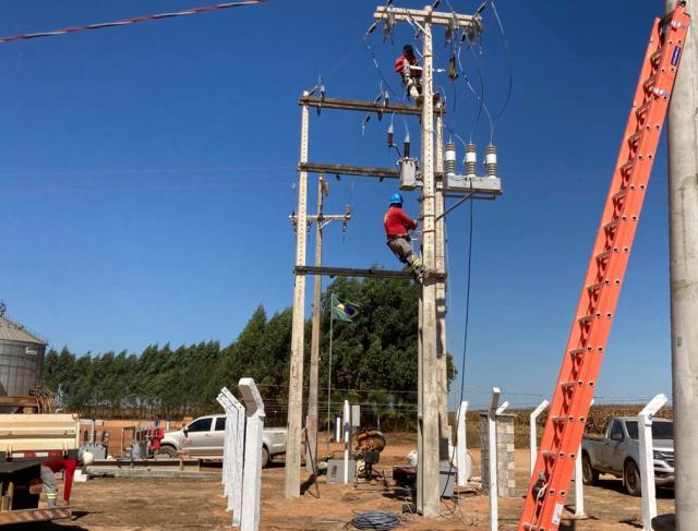 Redes elétricas em baixa e média tensão em Sorriso